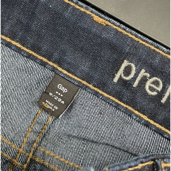 Gap Womens size 8 /29 Denim Dark Wash Premium Bootcut Zipper Closure $59.99 - Picture 3 of 5